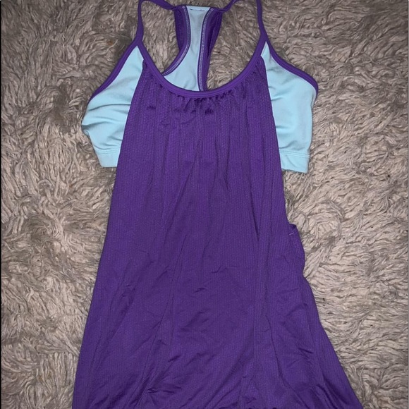 Lulu Lemon Purple Tank w blue built in bra! - Picture 2 of 3
